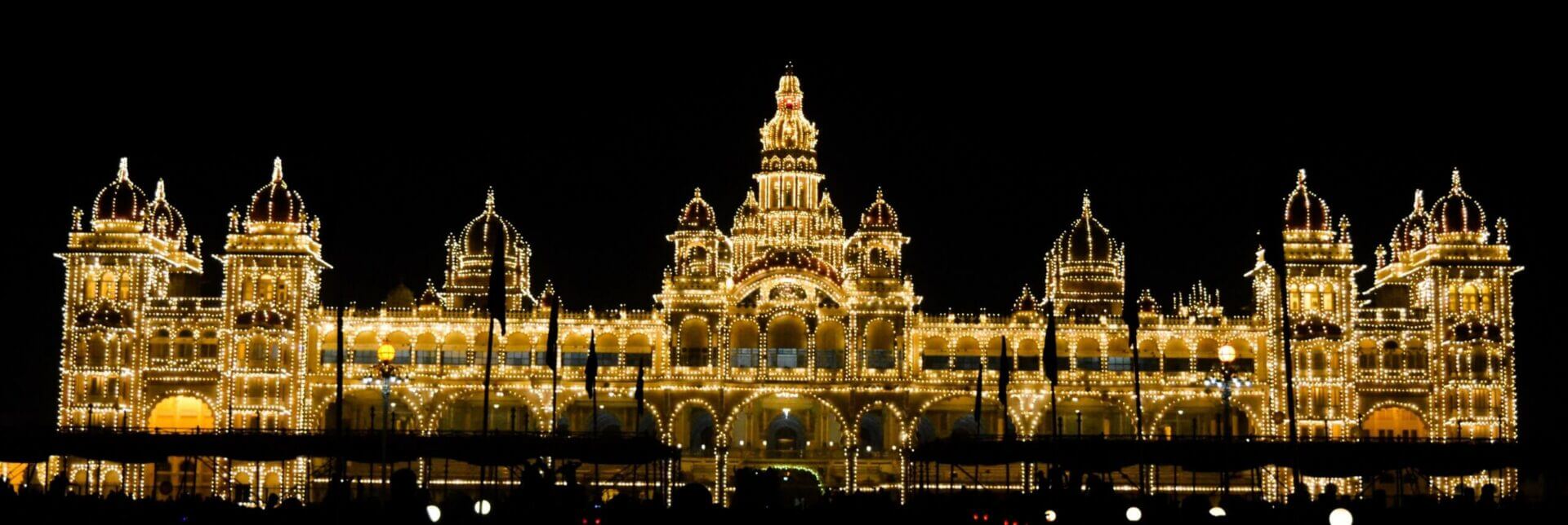 Mysore_Palace_in_night