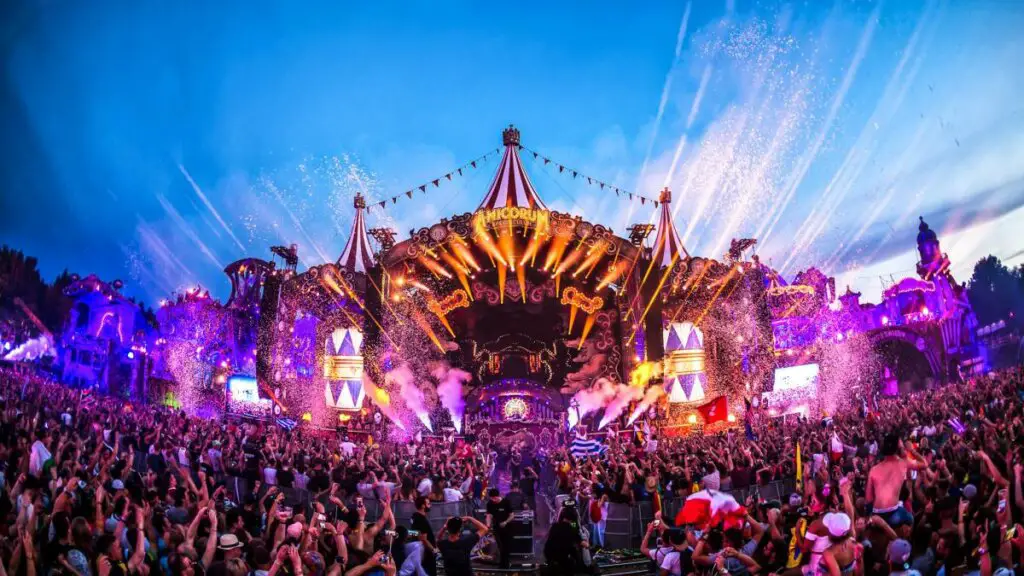 Top 10 Biggest Music Festivals in the World » Amazfeed